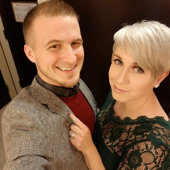 Meet your Posher, Chriztine - Picture 1 of 1